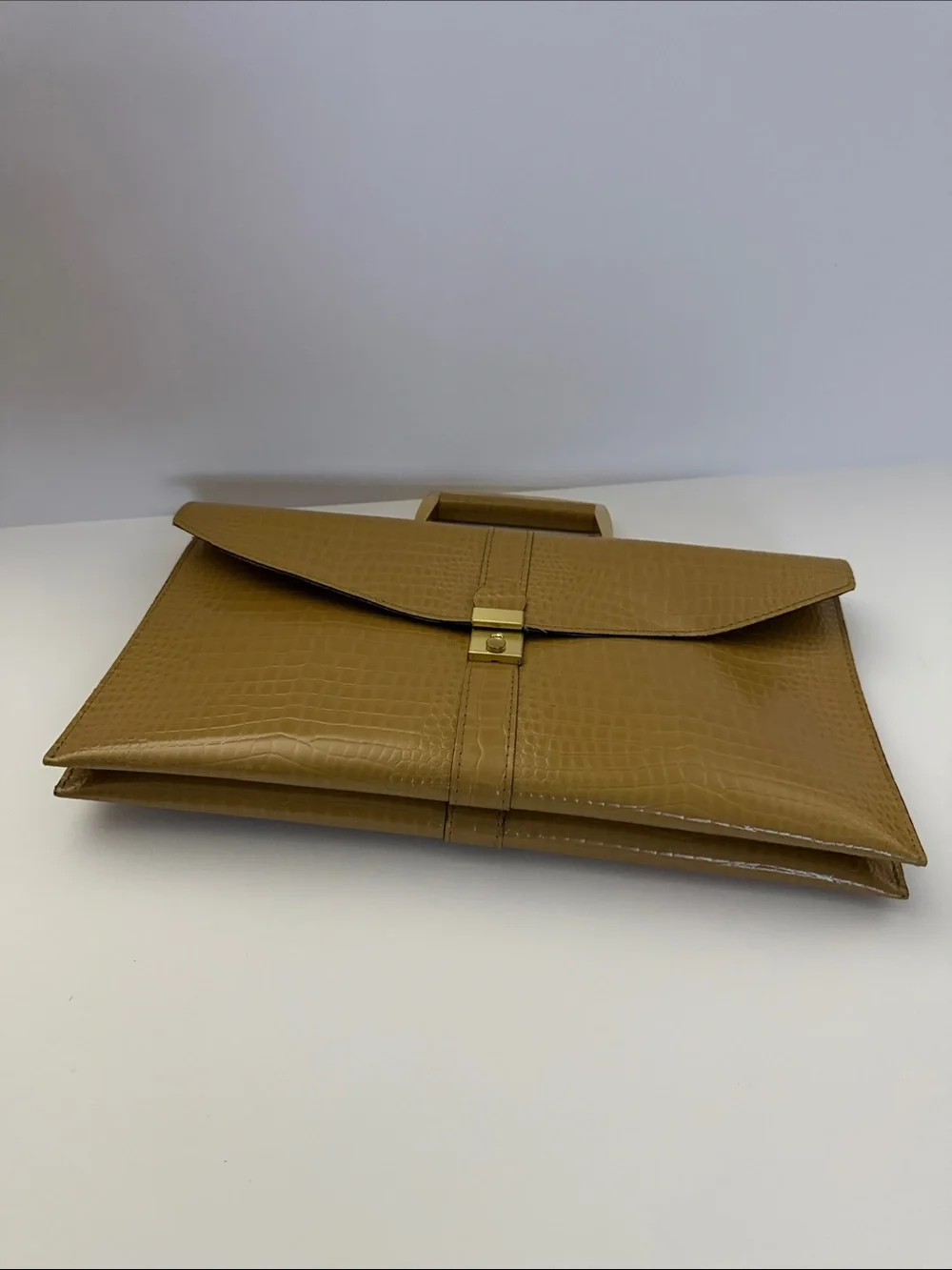 SUDHAUS - Vintage Briefcase Croc-Embossed Tan Leather HandBag. Pls Review Pics